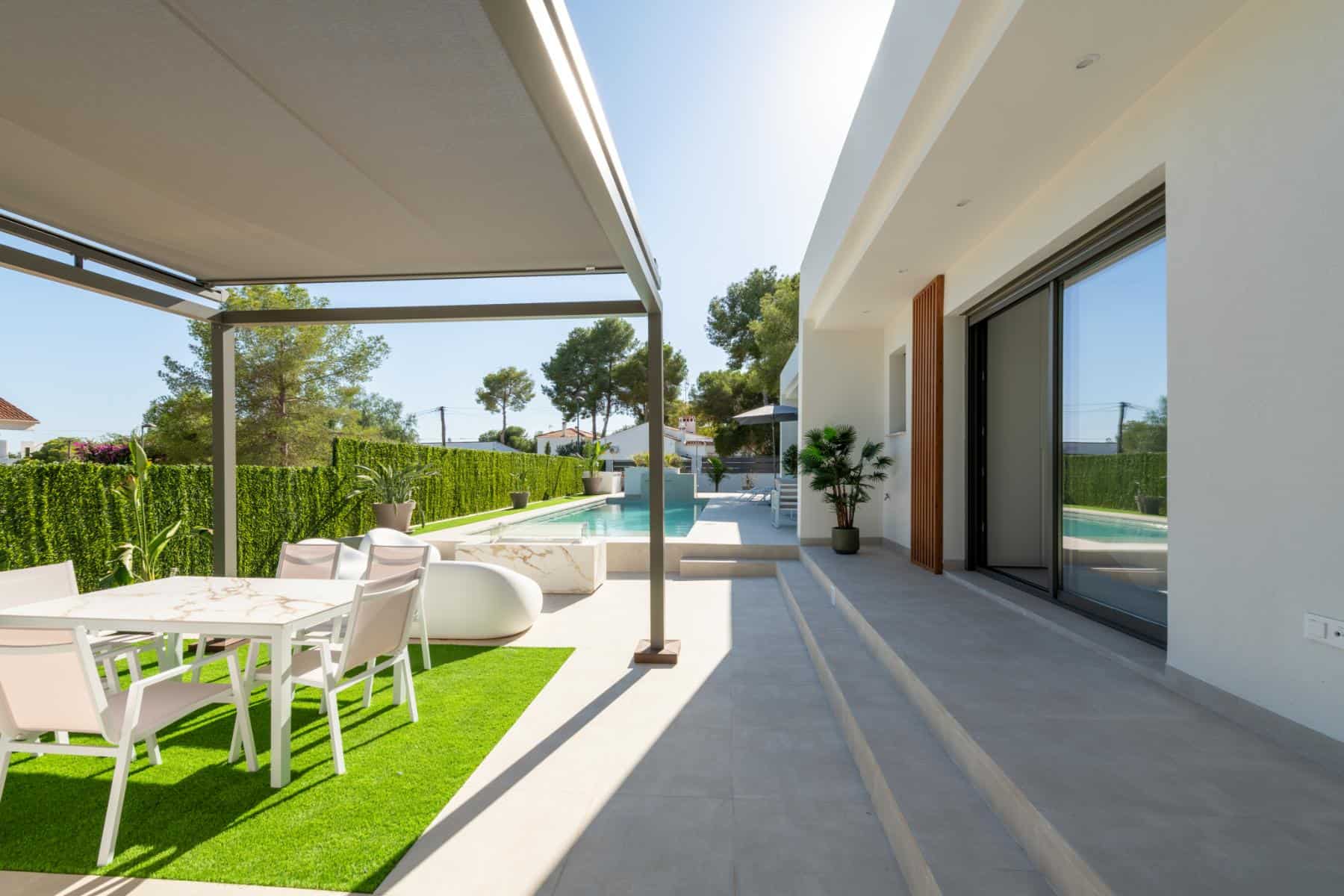 Villa Esmeralda Luxury Villa Pinar de Campoverde (2) Villa Esmeralda Luxury Villa Pinar de Campoverde (2)