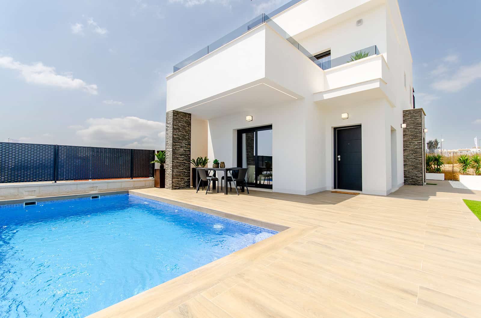 SUNA PROPERTIES