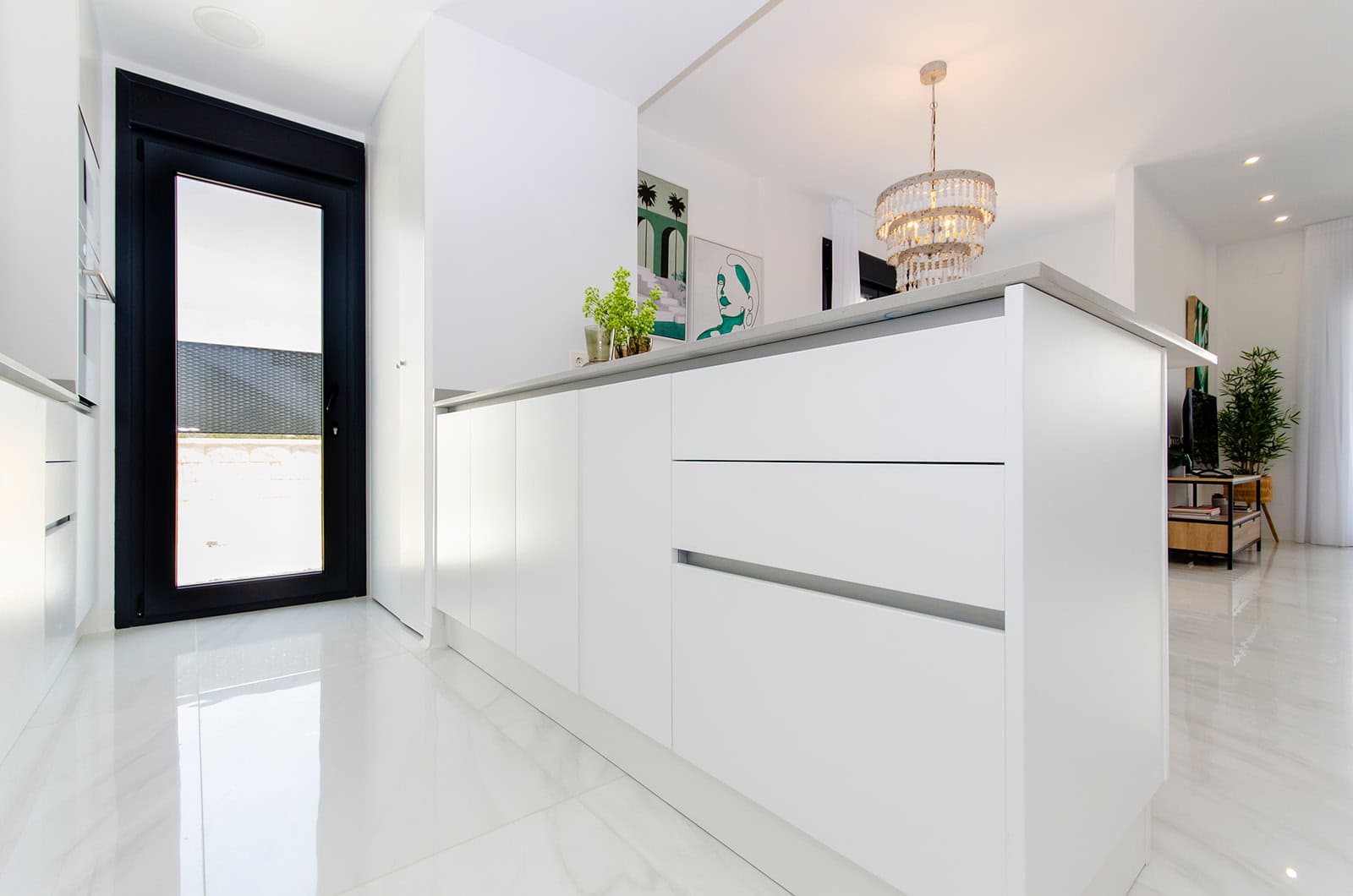 SUNA PROPERTIES
