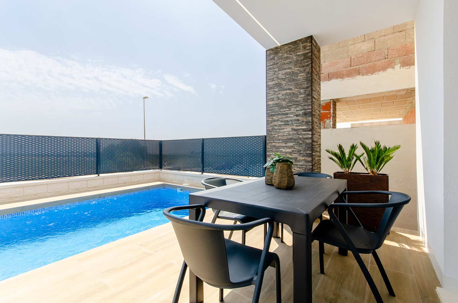 SUNA PROPERTIES