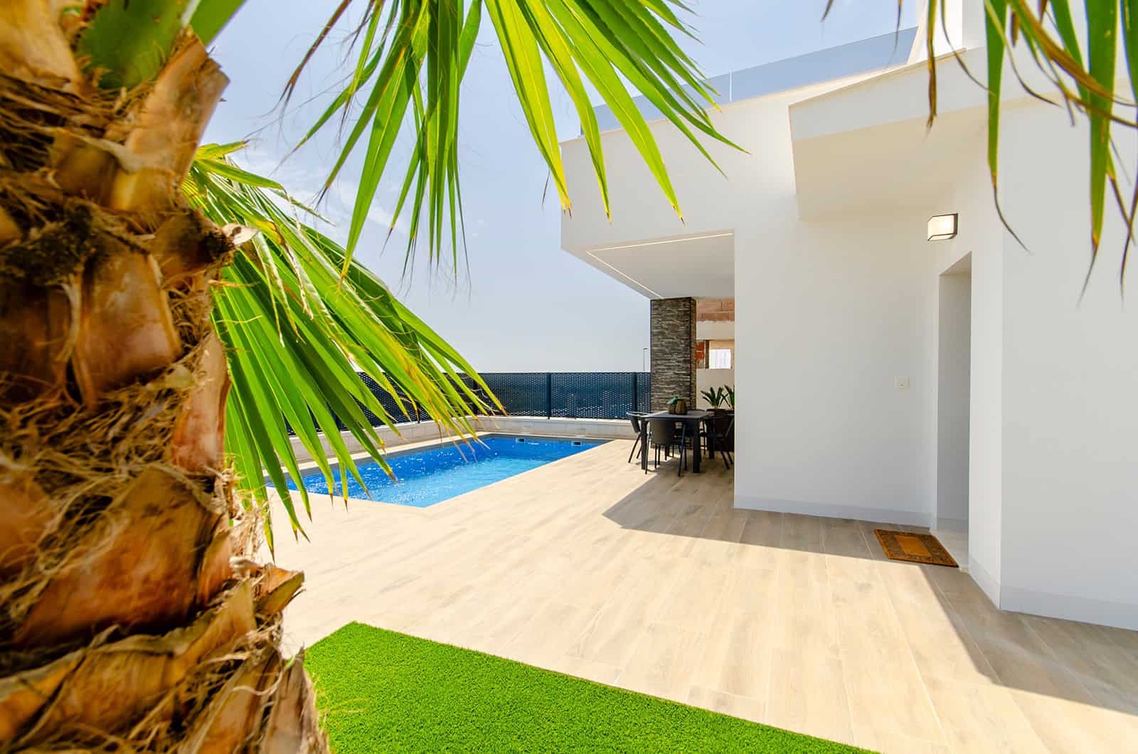 SUNA PROPERTIES