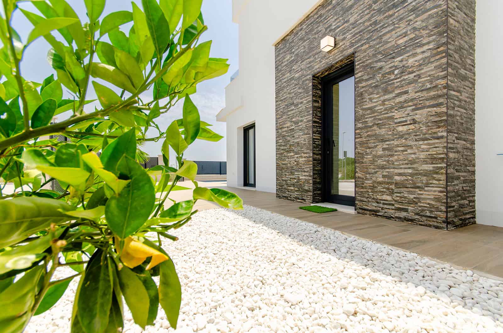 SUNA PROPERTIES