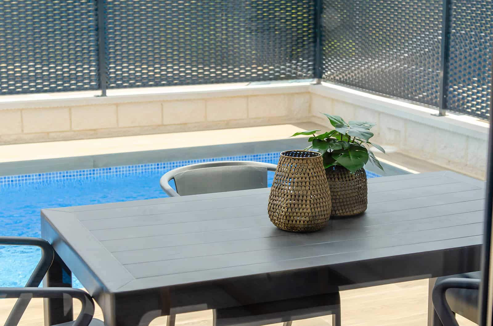 SUNA PROPERTIES