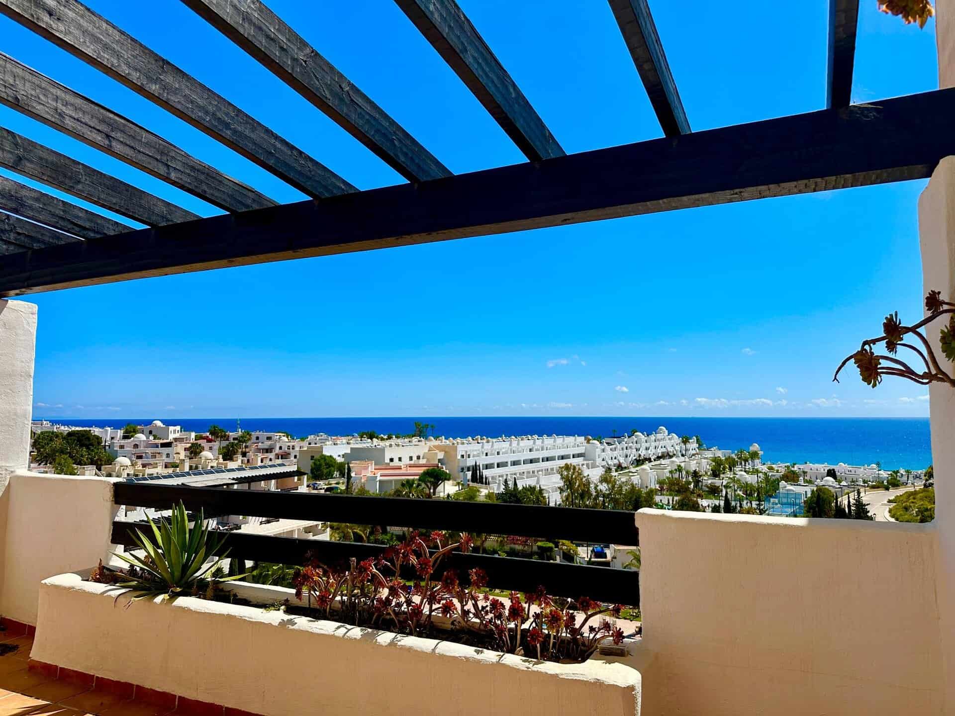 Sea View Apartment for Sale in Mojácar Playa – Spirit of Mojácar Fully refurbished 3 bedroom sea view apartment in Spirit of Mojácar Playa with panoramic Mediterranean views