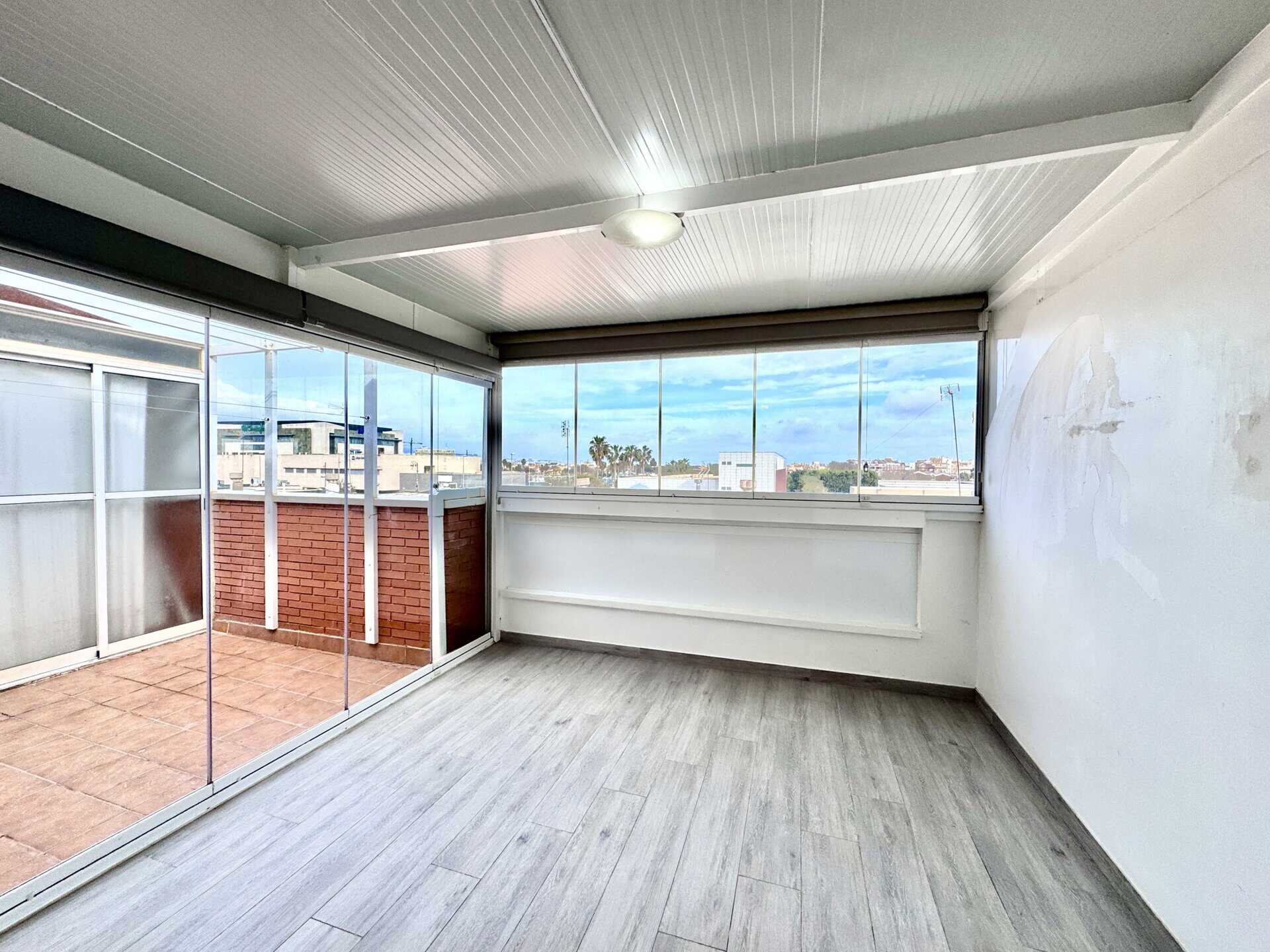 Penthouse with Large Terrace in El Ejido Almería 2 bedroom penthouse with large glazed terrace for sale in El Ejido Almería near El Corte Inglés