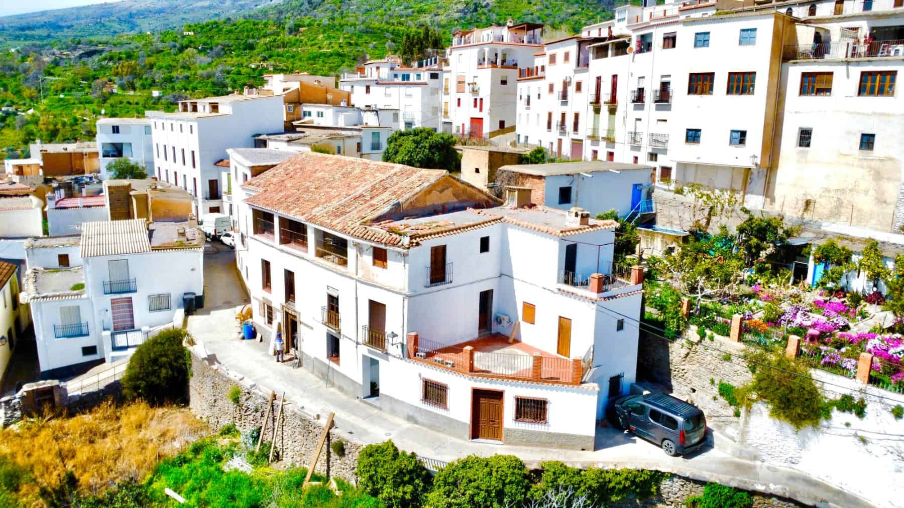 valor-house-4-bedroom-alpujarras-front-view (10)