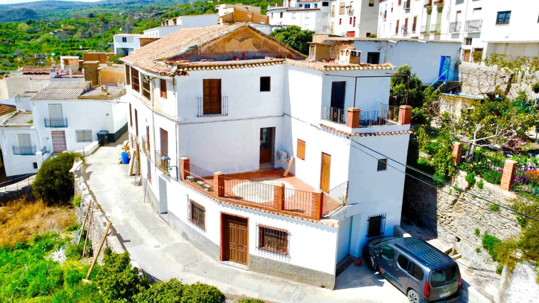 valor-house-4-bedroom-alpujarras-front-view (6)