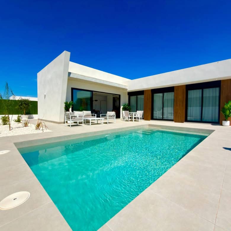 Modern villa in Calasparra with private pool and terrace