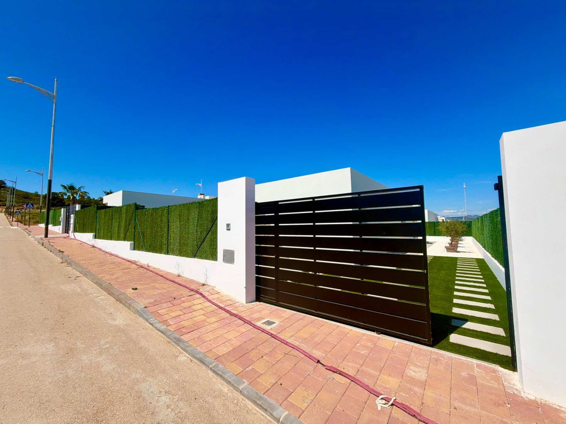 Modern villa in Calasparra (1) Modern villa in Calasparra (1)