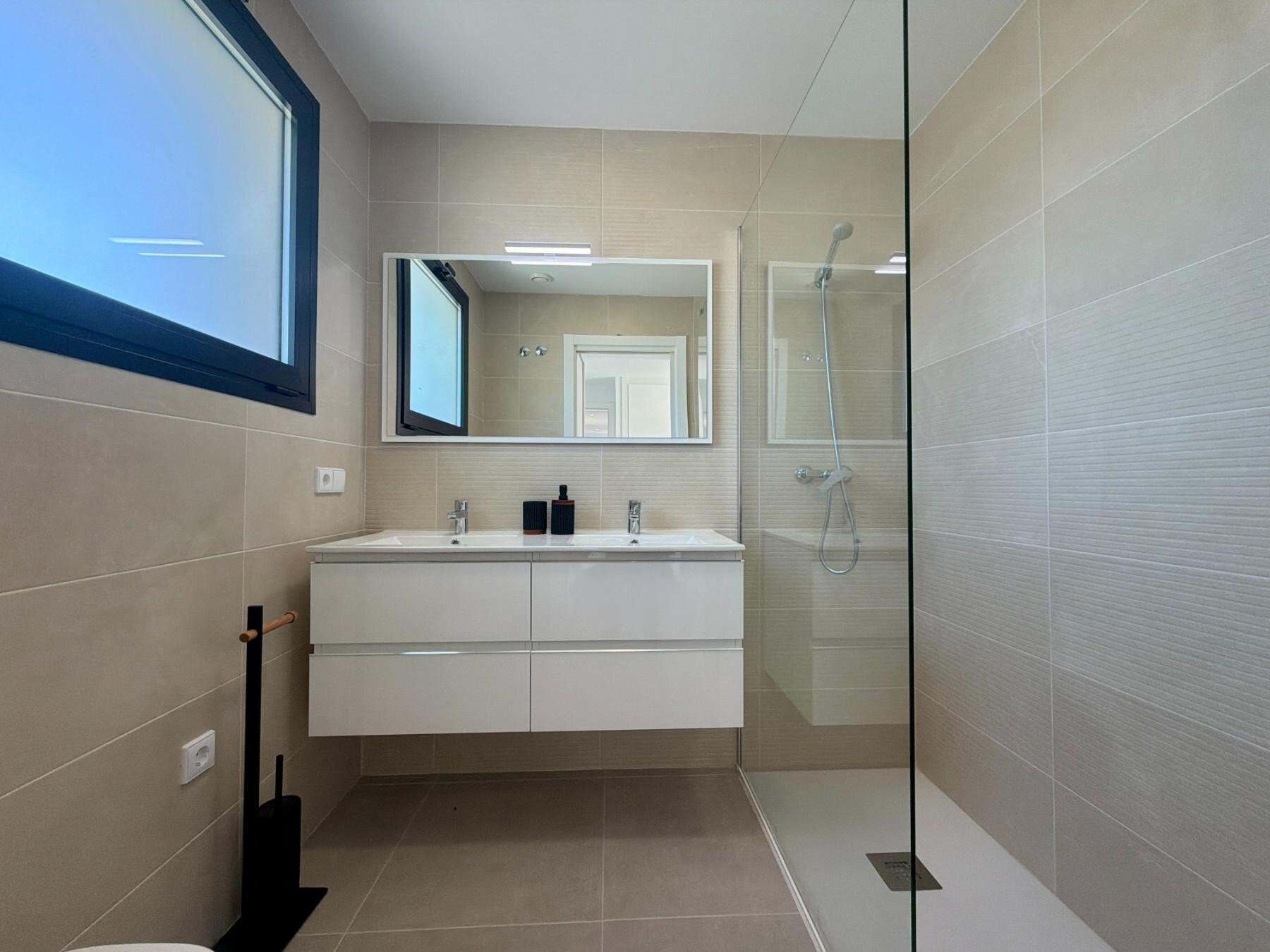 Modern villa in Calasparra (48) Modern villa in Calasparra (48)