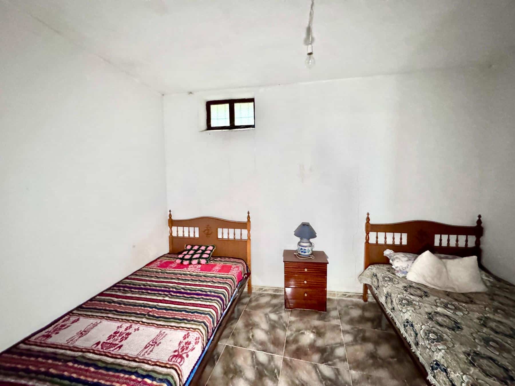 6 Bedroom Village House with Land in Ugijar (18) 6 Bedroom Village House with Land in Ugijar (18)
