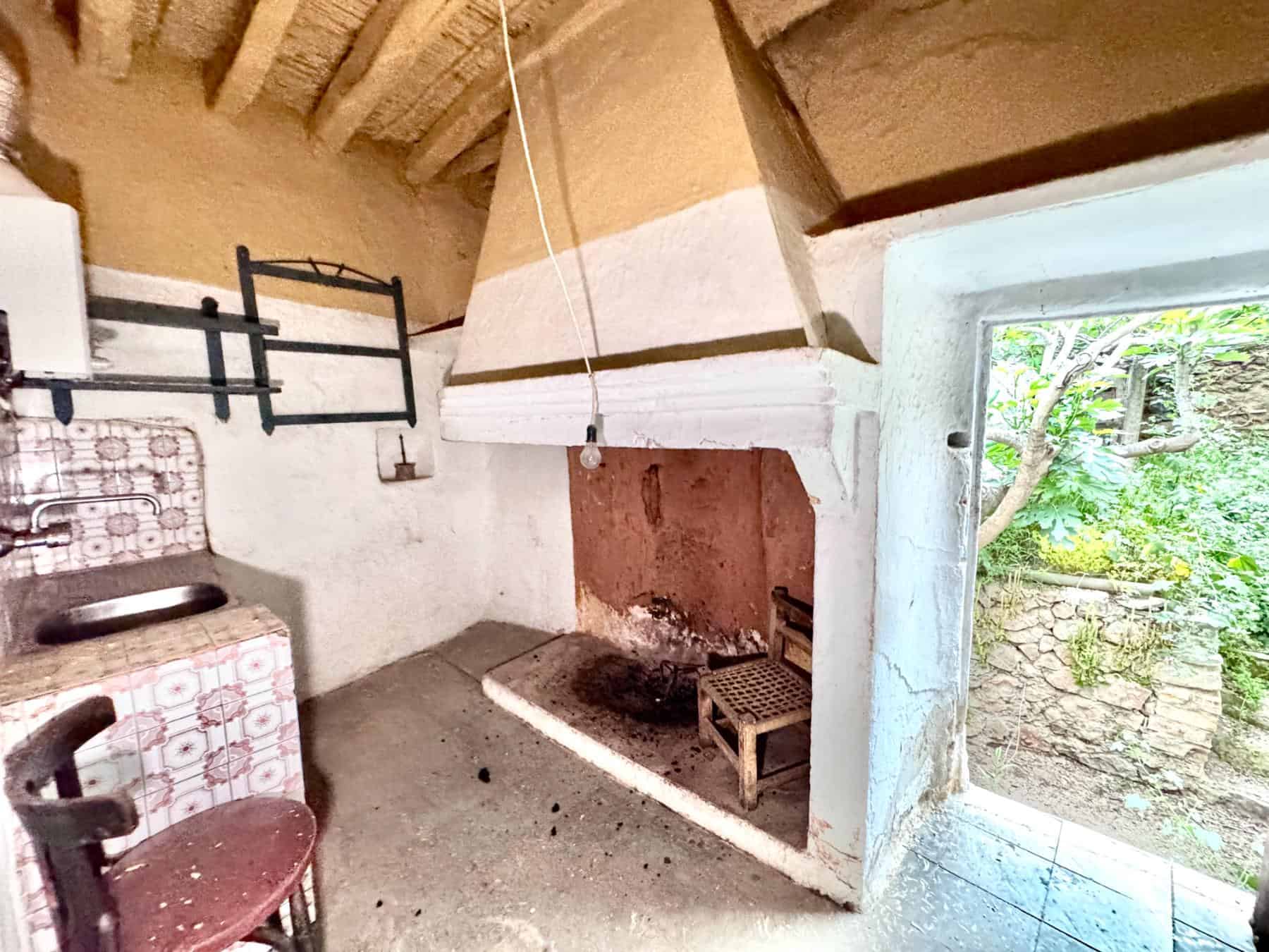 6 Bedroom Village House with Land in Ugijar (33) 6 Bedroom Village House with Land in Ugijar (33)