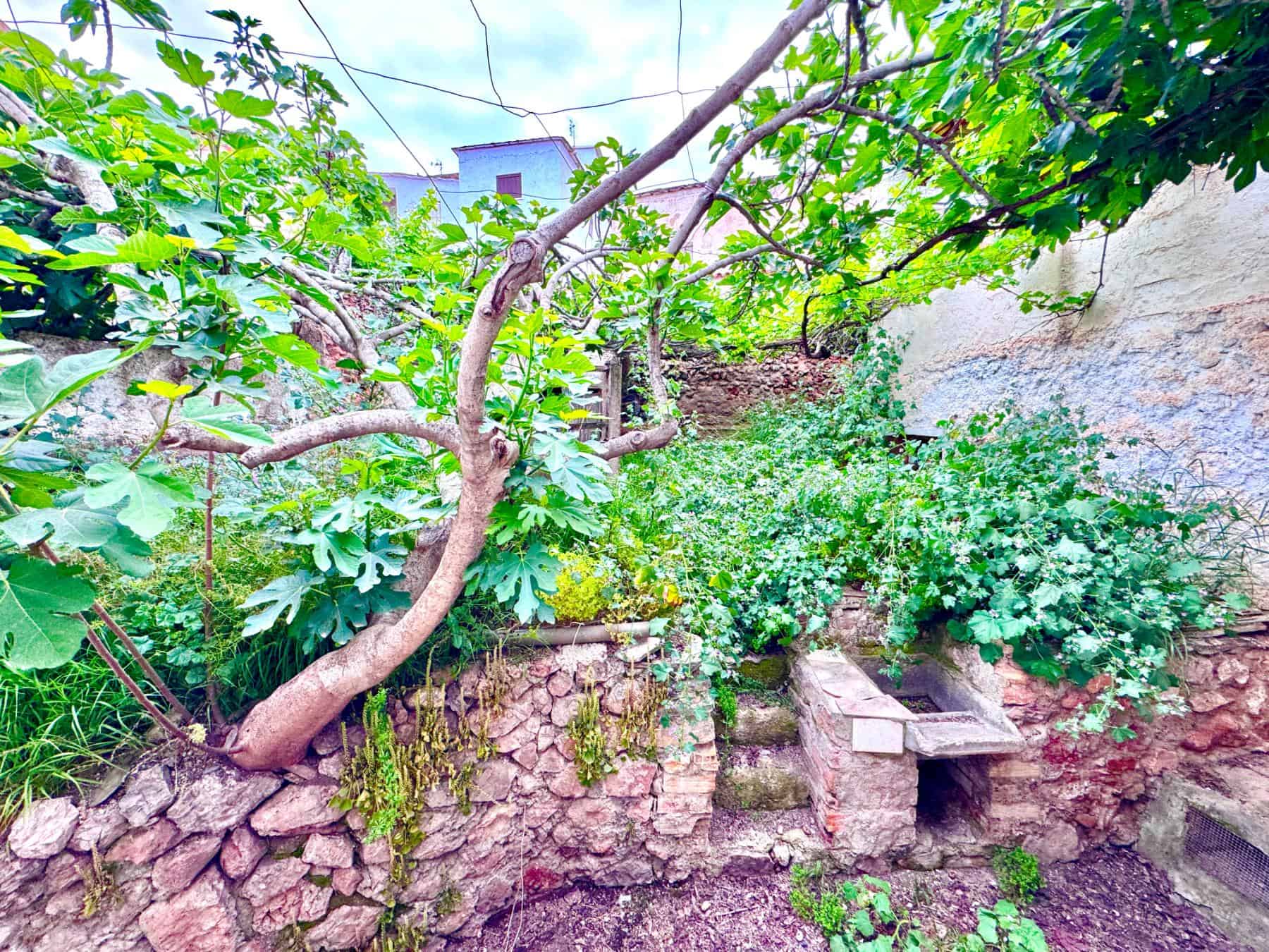 6 Bedroom Village House with Land in Ugijar (36) 6 Bedroom Village House with Land in Ugijar (36)