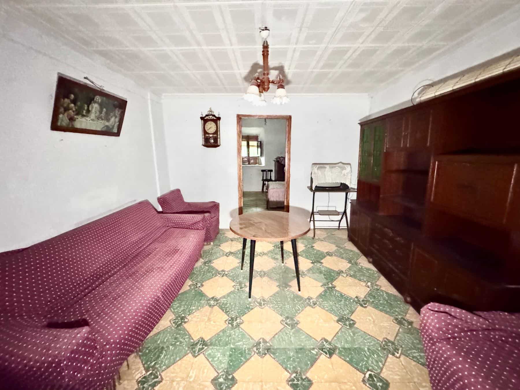6 Bedroom Village House with Land in Ugijar (41) 6 Bedroom Village House with Land in Ugijar (41)