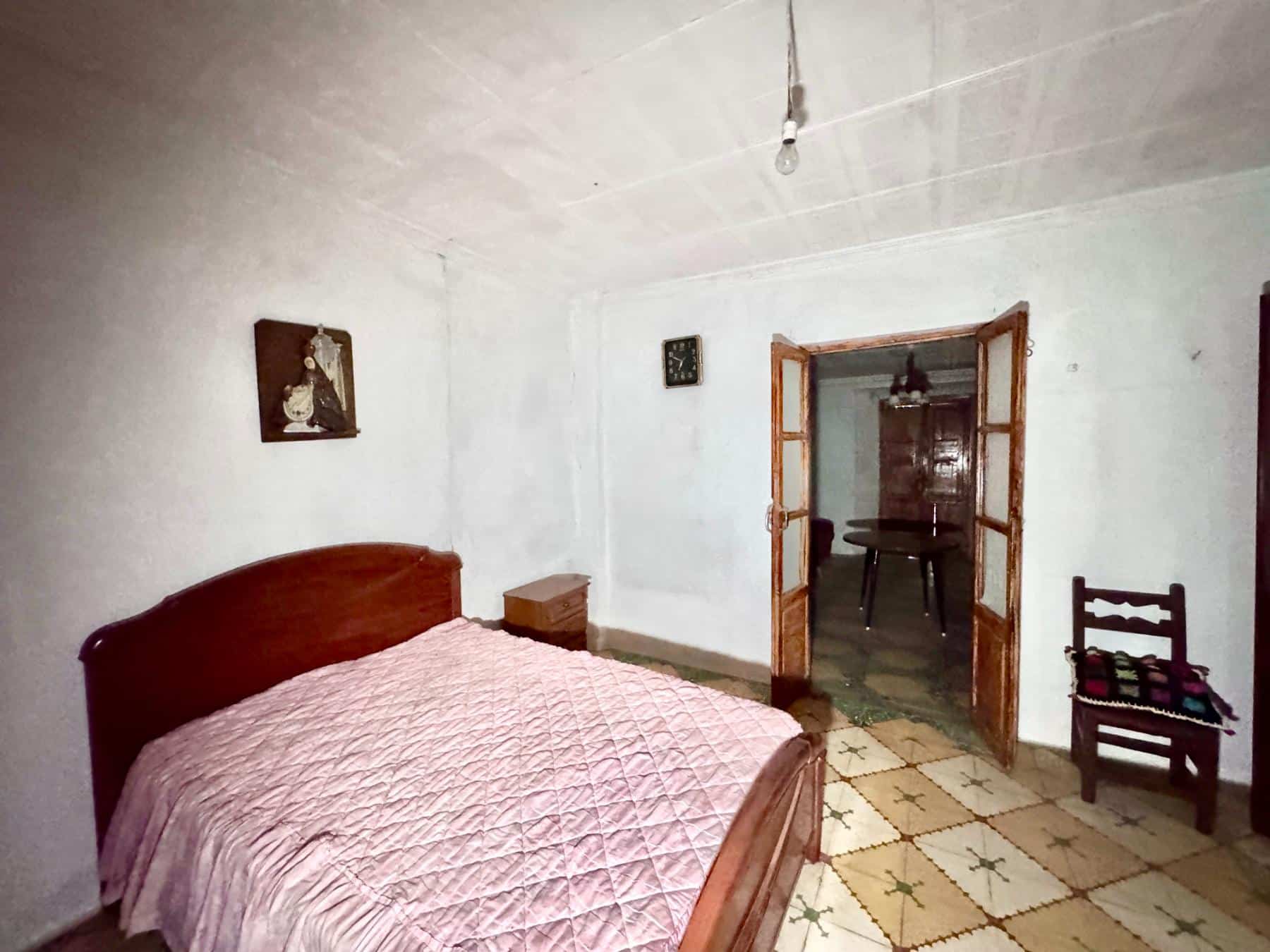 6 Bedroom Village House with Land in Ugijar (47) 6 Bedroom Village House with Land in Ugijar (47)