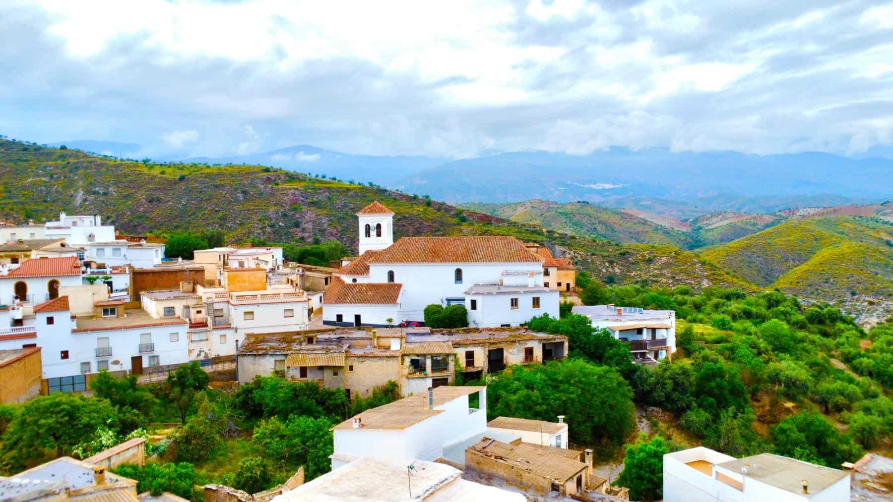 6 Bedroom Village House with Land in Ugijar (5) 6 Bedroom Village House with Land in Ugijar (5)