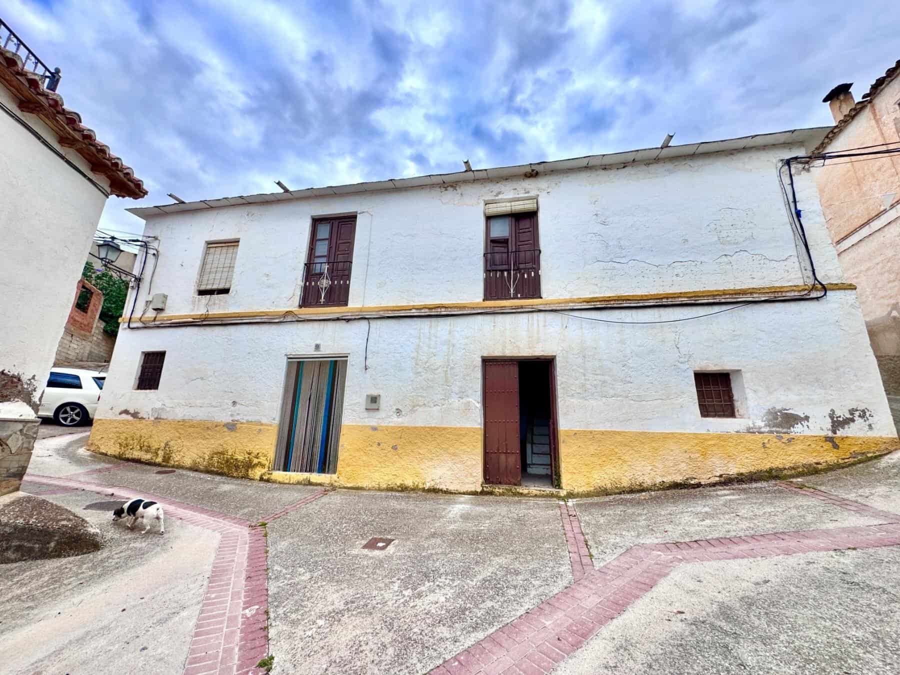 6 Bedroom Village House with Land in Ugijar (9) 6 Bedroom Village House with Land in Ugijar (9)