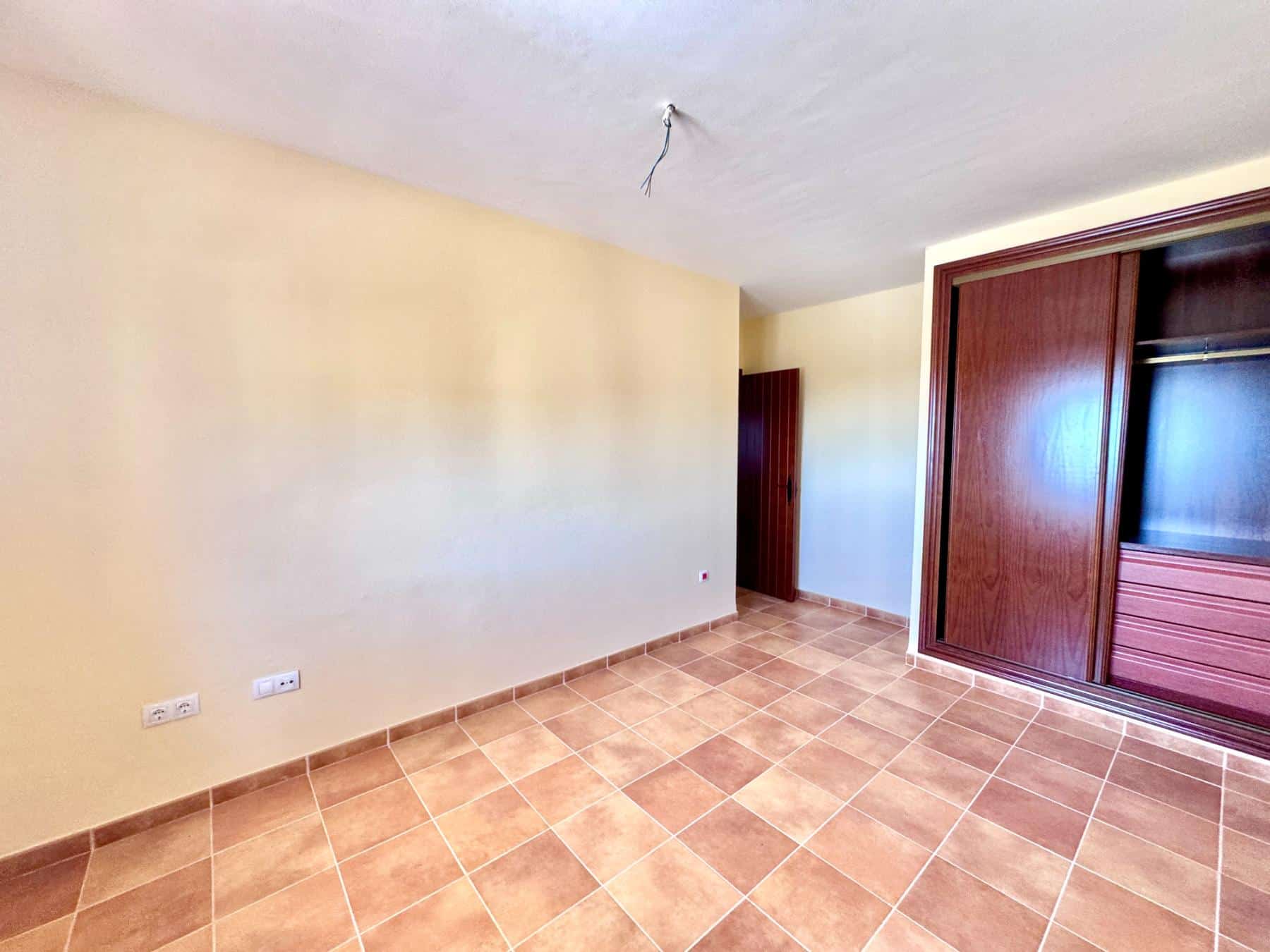 Apartment Mecina Bombaron Terrace Garage (32) Apartment Mecina Bombaron Terrace Garage (32)
