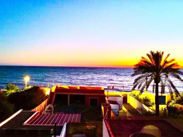 8 bedroom beach house in Albuñol just 20 metres from the sea with terrace and solarium