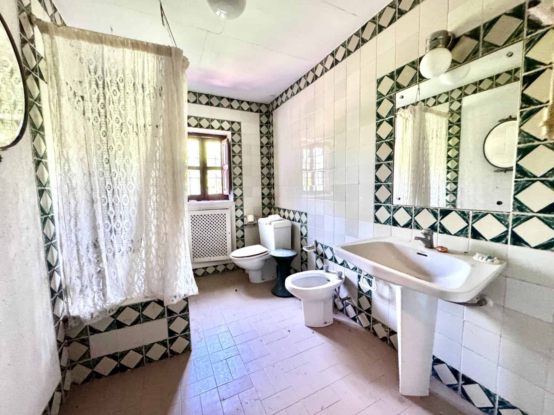 Historic Luxury Cortijo Estate Near Granada (111) Historic Luxury Cortijo Estate Near Granada (111)