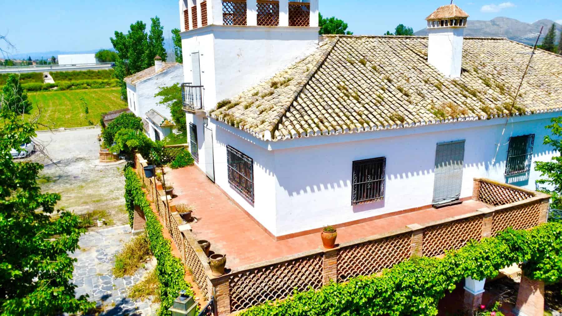 Historic Luxury Cortijo Estate Near Granada (21) Historic Luxury Cortijo Estate Near Granada (21)