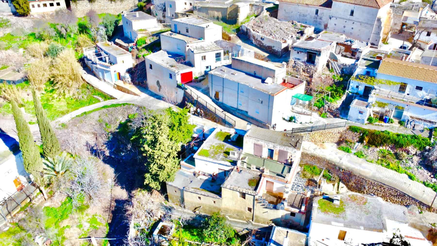 House for sale in Cojayar Alpujarra with terraces (11) House for sale in Cojayar Alpujarra with terraces (11)
