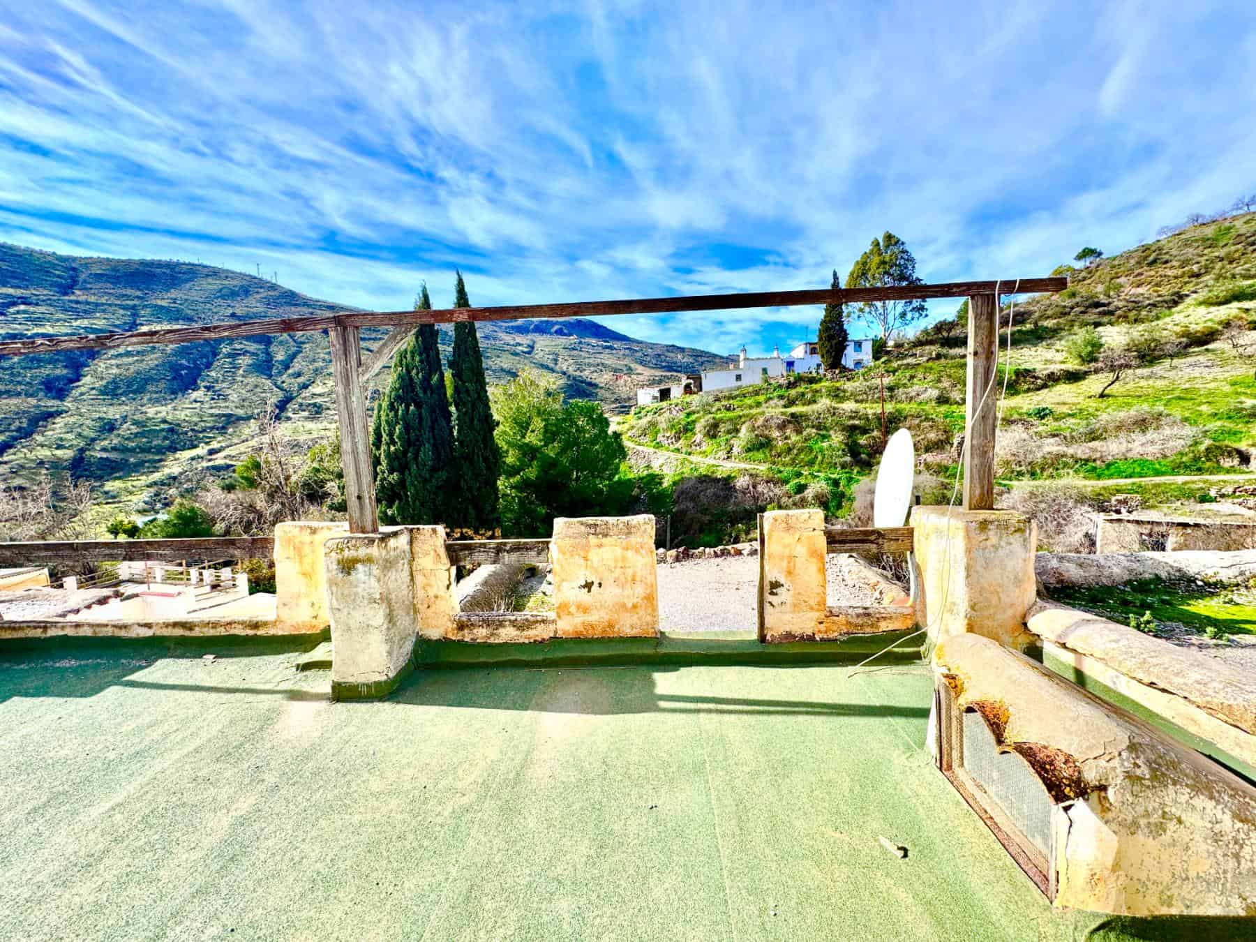 House for sale in Cojayar Alpujarra with terraces (22) House for sale in Cojayar Alpujarra with terraces (22)