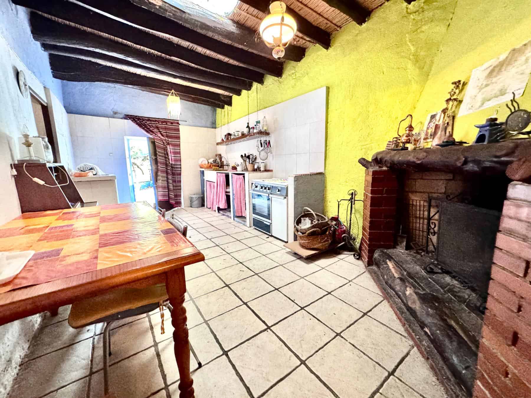 House for sale in Cojayar Alpujarra with terraces (42) House for sale in Cojayar Alpujarra with terraces (42)