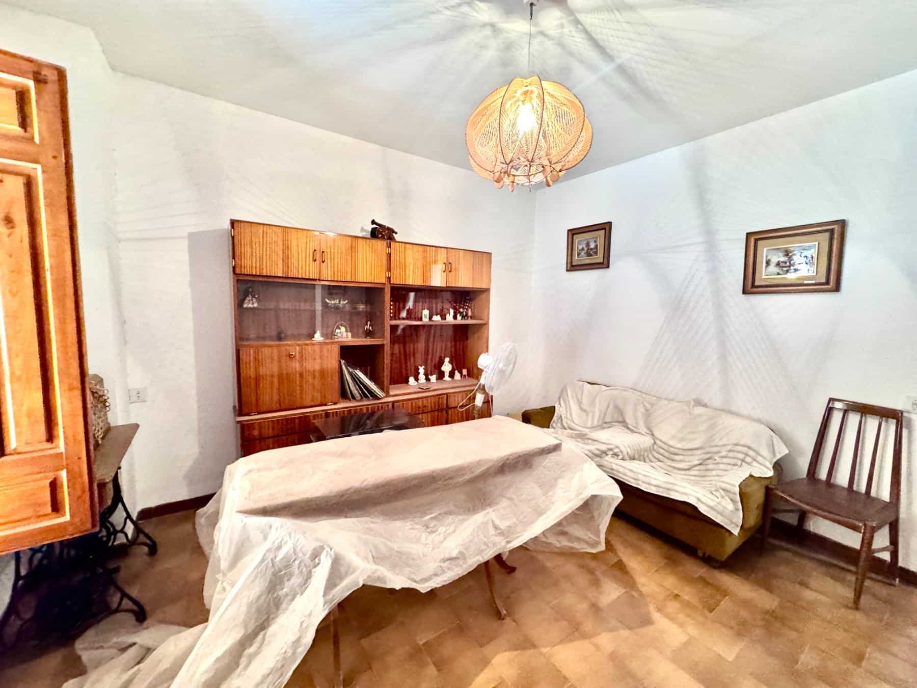 Laroles Granada 6 Bedroom House with Terrace (74) Laroles Granada 6 Bedroom House with Terrace (74)