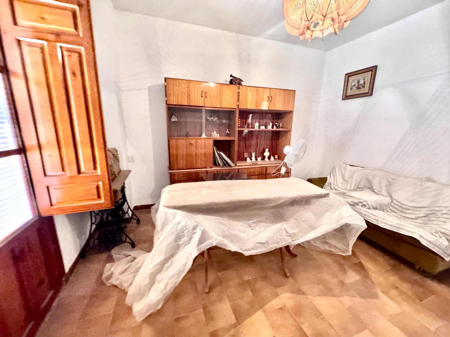 Laroles Granada 6 Bedroom House with Terrace (75) Laroles Granada 6 Bedroom House with Terrace (75)