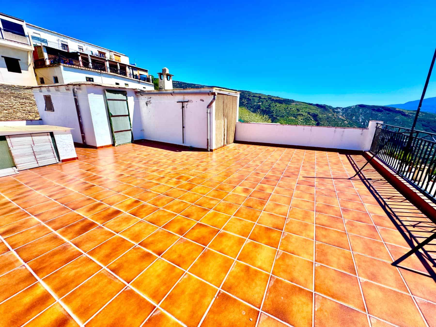 Laroles Granada 6 Bedroom House with Terrace (95) Laroles Granada 6 Bedroom House with Terrace (95)