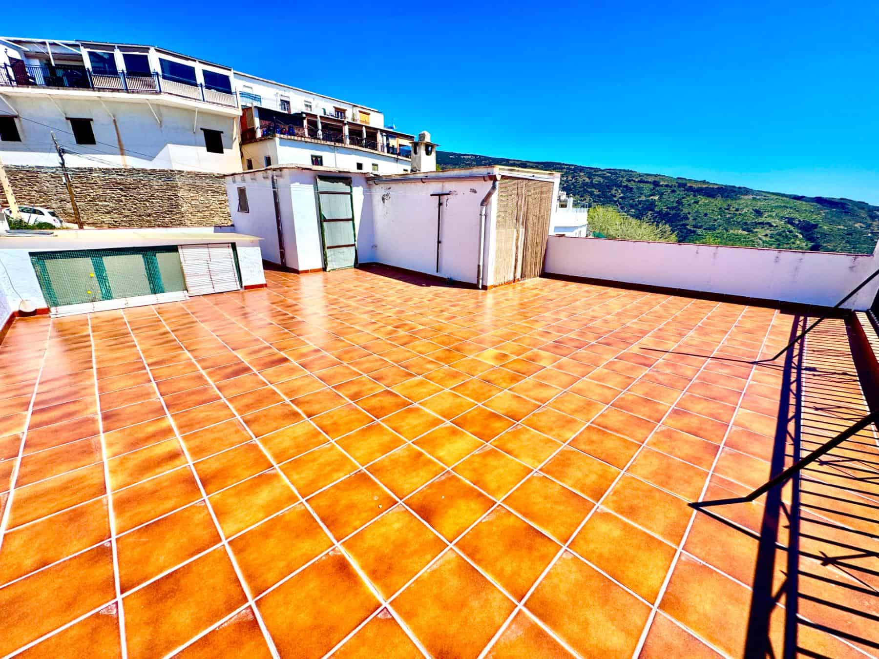 Laroles Granada 6 Bedroom House with Terrace (97) Laroles Granada 6 Bedroom House with Terrace (97)