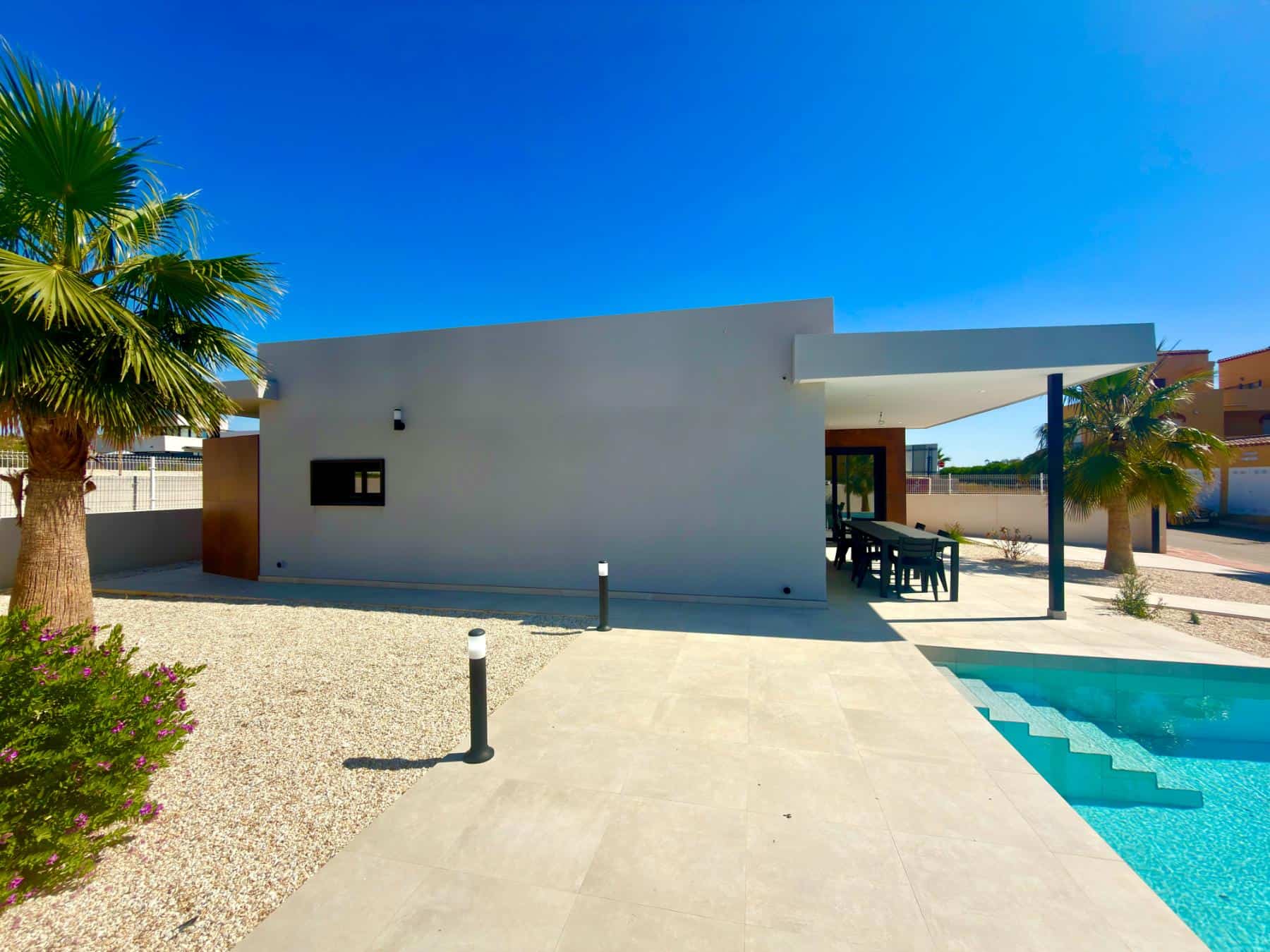 Modern Villa with Pool for Sale in Los Gallardos (11) Modern Villa with Pool for Sale in Los Gallardos (11)