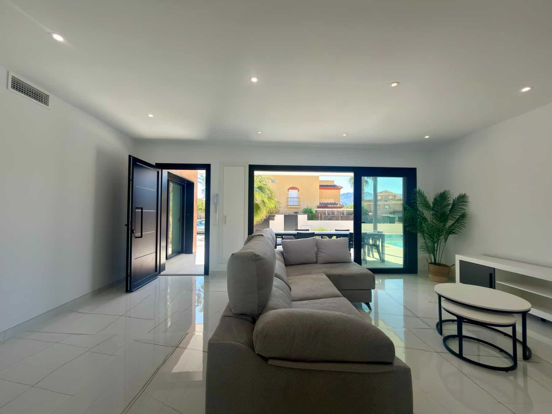 Modern Villa with Pool for Sale in Los Gallardos (35) Modern Villa with Pool for Sale in Los Gallardos (35)
