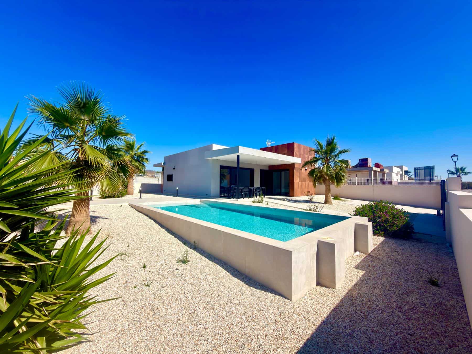 Modern Villa with Pool for Sale in Los Gallardos (4) Modern Villa with Pool for Sale in Los Gallardos (4)