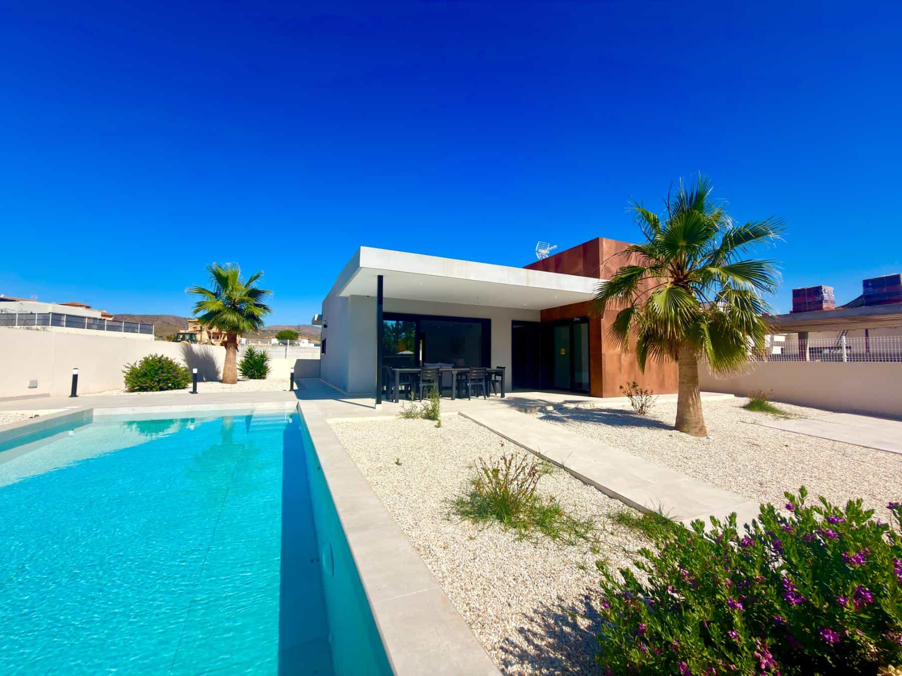 Modern Villa with Pool for Sale in Los Gallardos (8) Modern Villa with Pool for Sale in Los Gallardos (8)