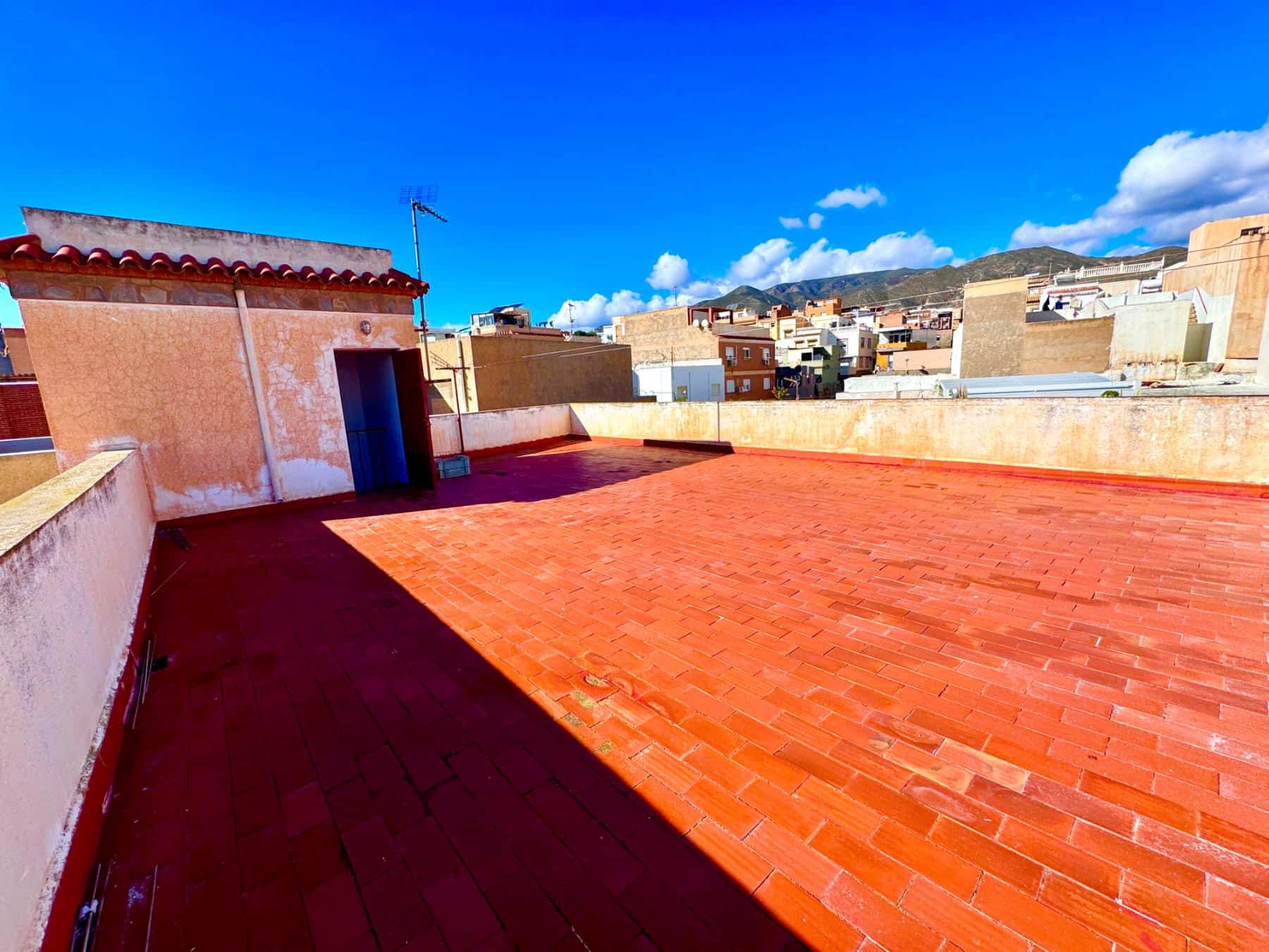 Townhouse for Sale in Adra with Garage and Solarium (66) Townhouse for Sale in Adra with Garage and Solarium (66)