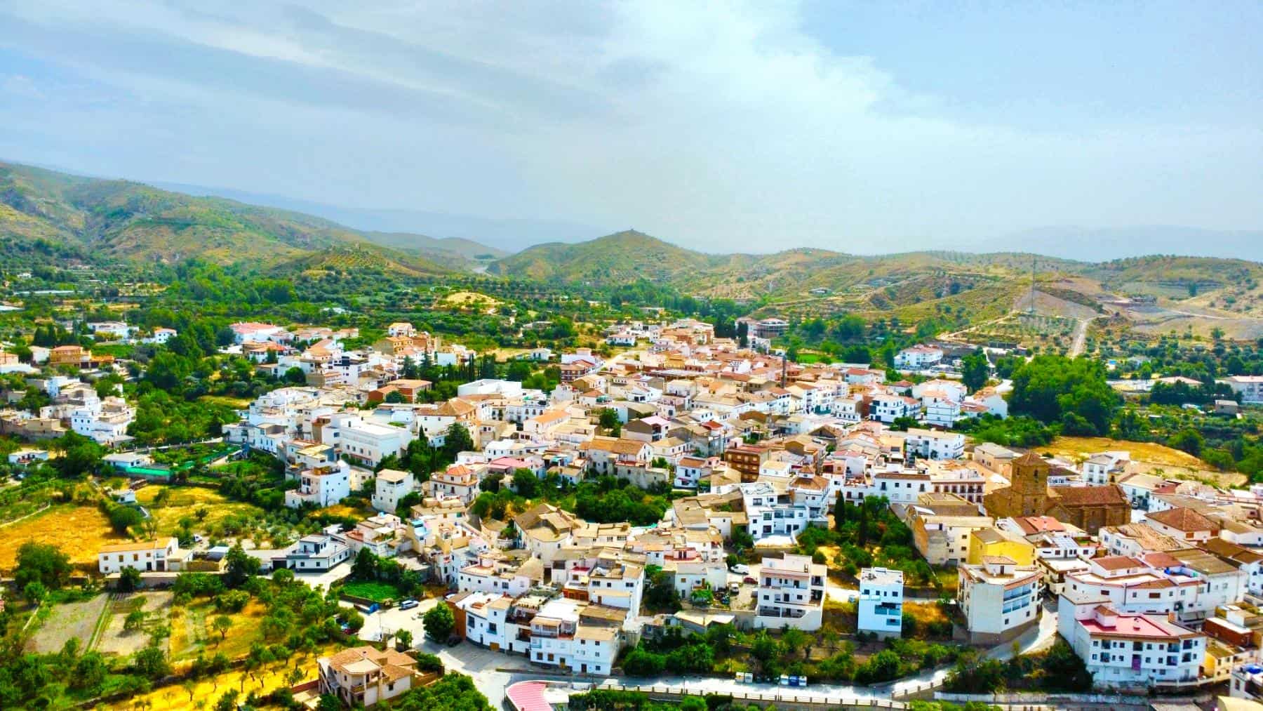 Villa for Sale in Cadiar with Large Plot (12) Villa for Sale in Cadiar with Large Plot (12)