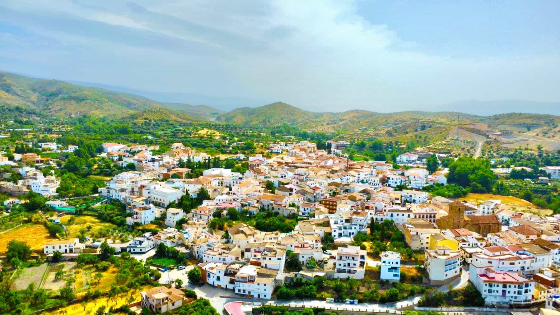 Villa for Sale in Cadiar with Large Plot (13) Villa for Sale in Cadiar with Large Plot (13)