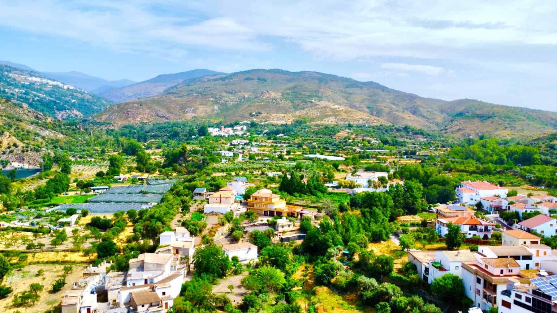 Villa for Sale in Cadiar with Large Plot (14) Villa for Sale in Cadiar with Large Plot (14)