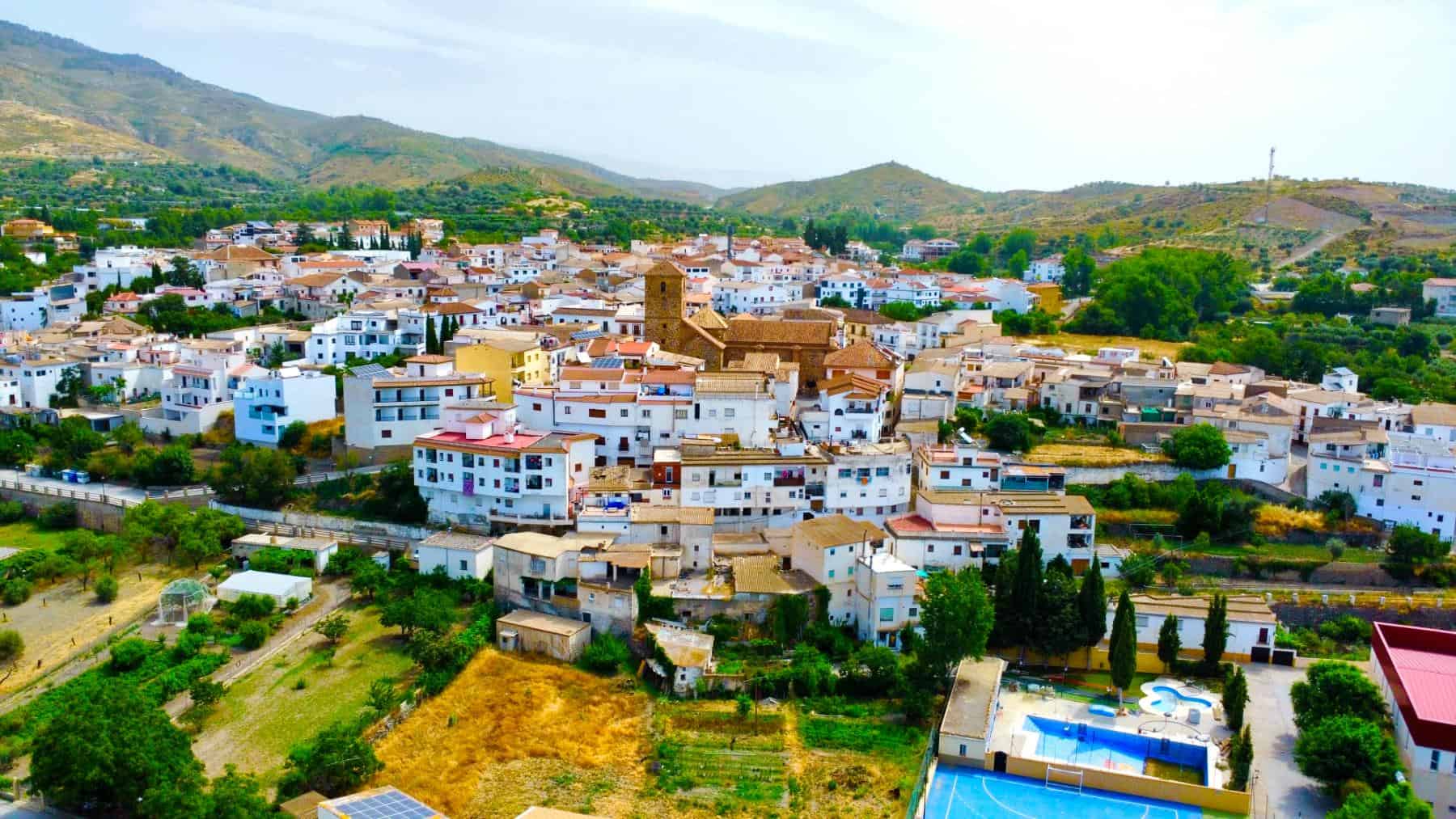 Villa for Sale in Cadiar with Large Plot (18) Villa for Sale in Cadiar with Large Plot (18)