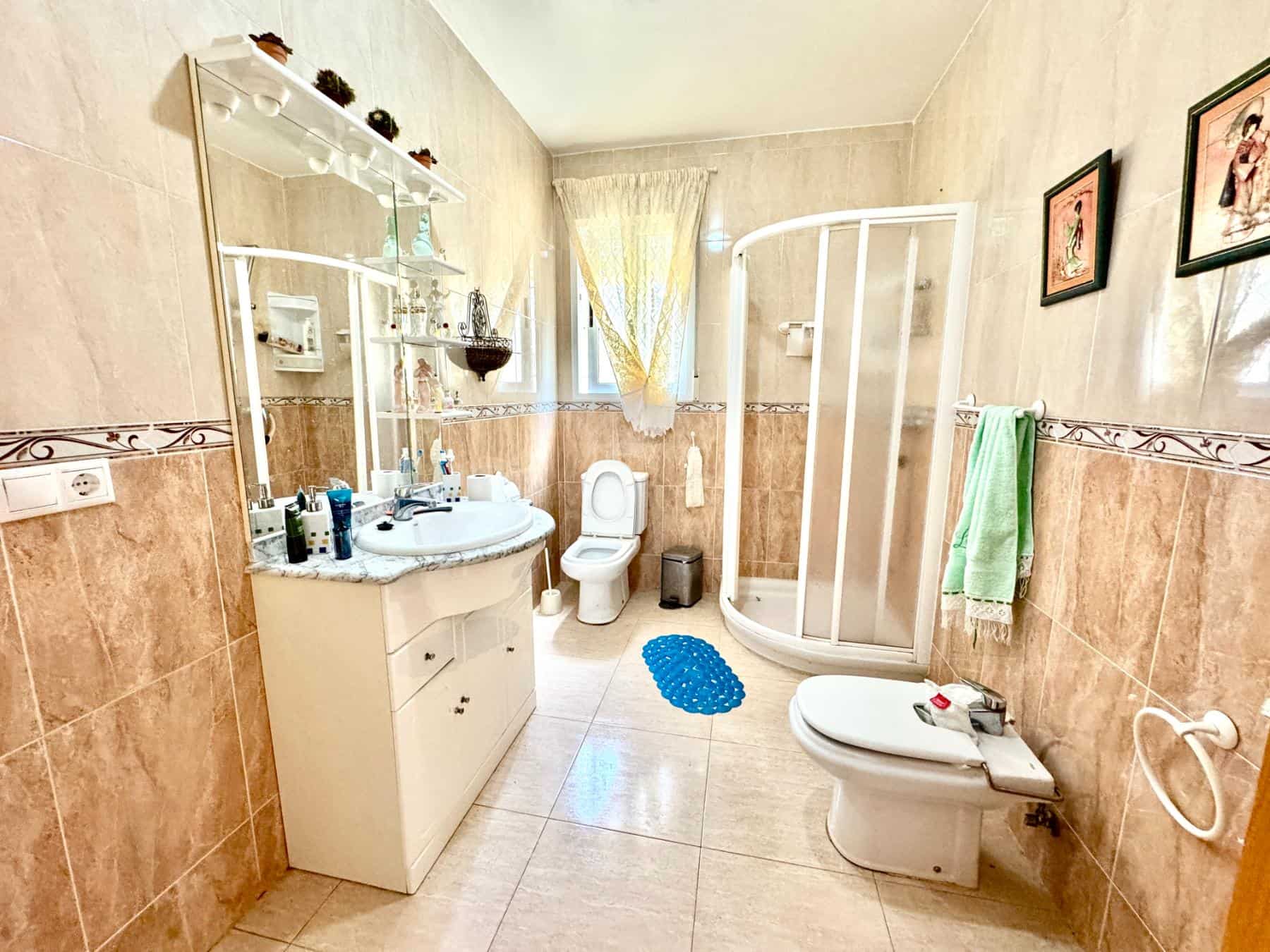 Villa for Sale in Cadiar with Large Plot (40) Villa for Sale in Cadiar with Large Plot (40)