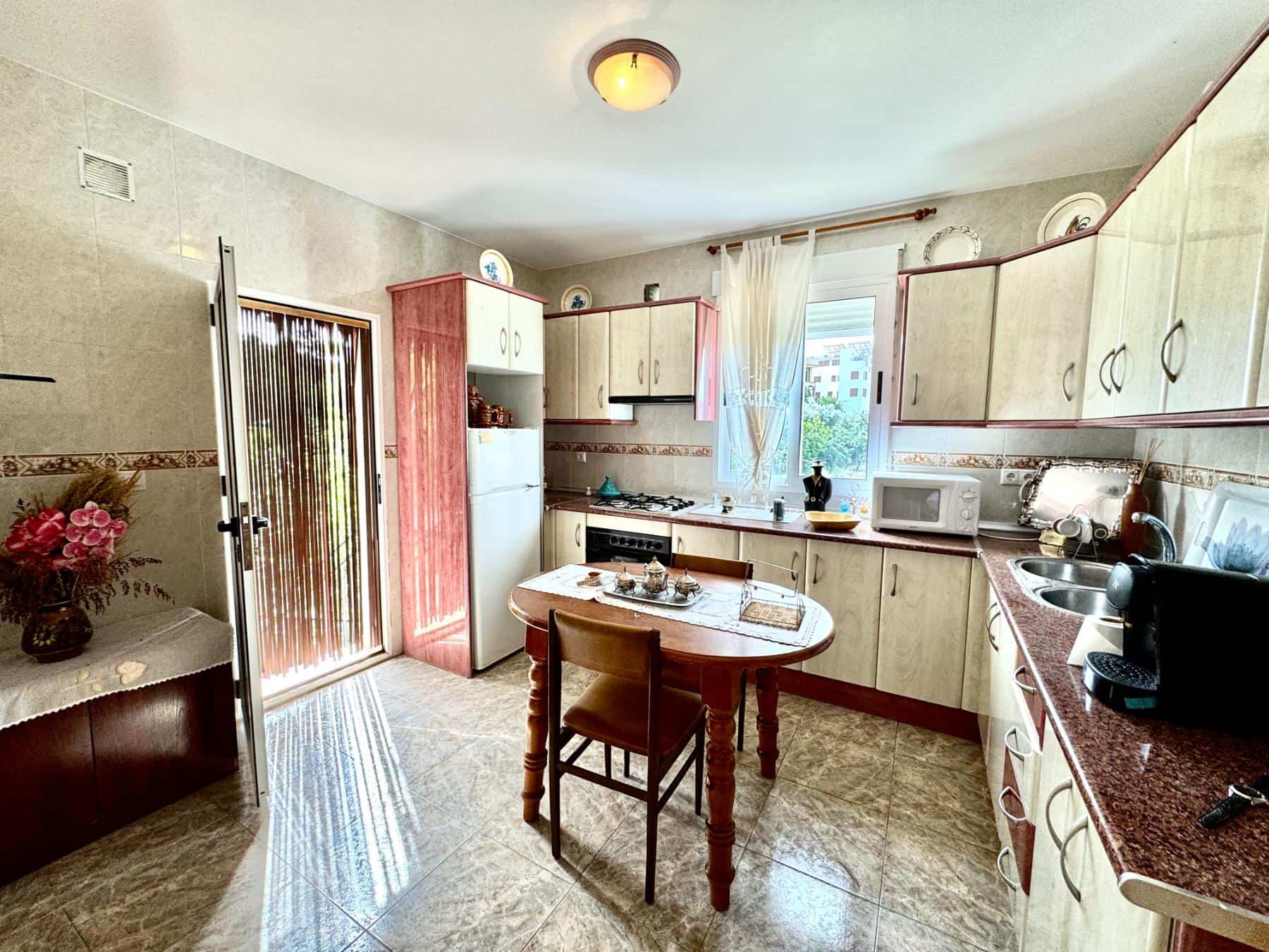 Villa for Sale in Cadiar with Large Plot (45) Villa for Sale in Cadiar with Large Plot (45)