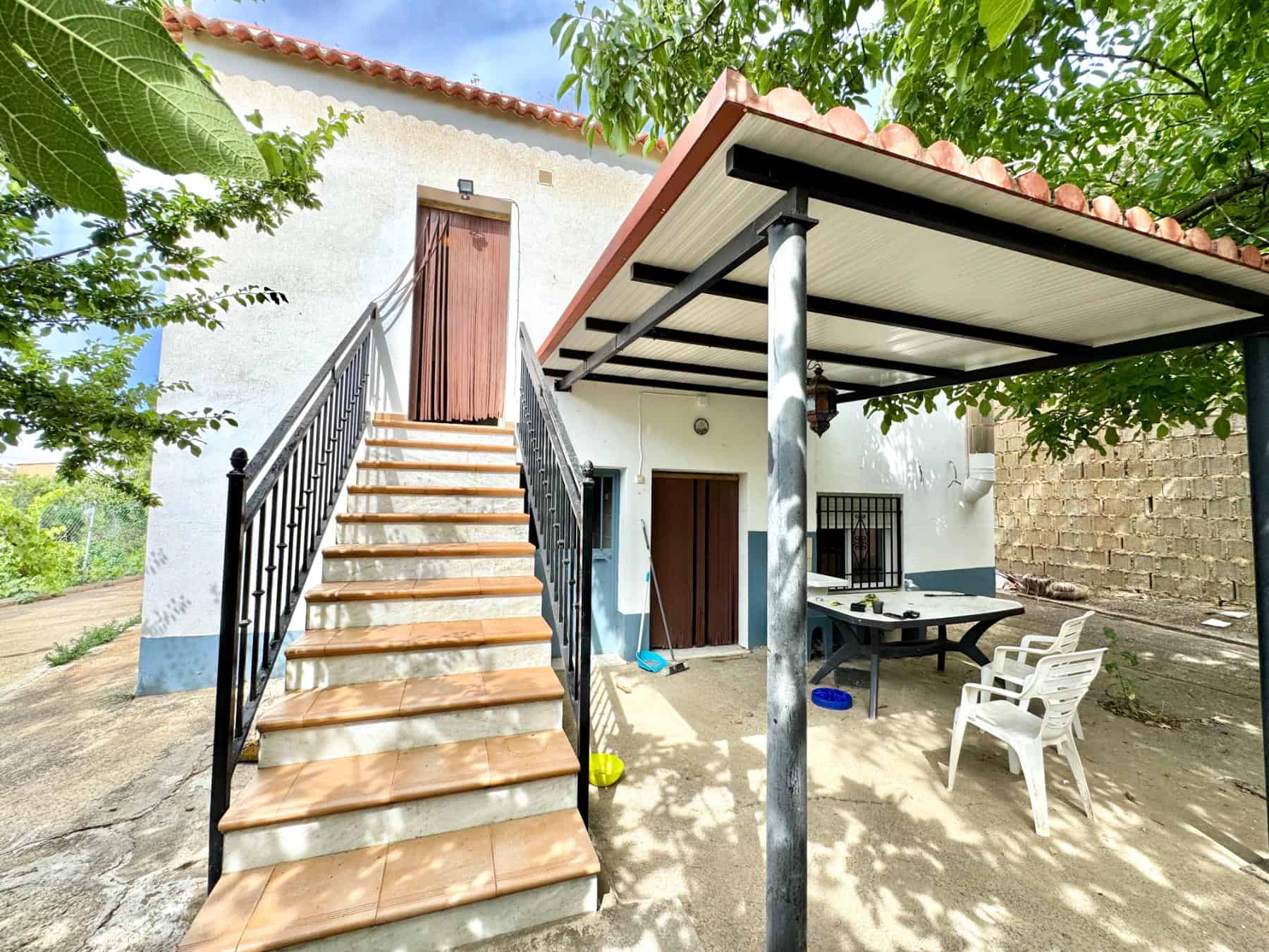 Villa for Sale in Cadiar with Large Plot (49) Villa for Sale in Cadiar with Large Plot (49)
