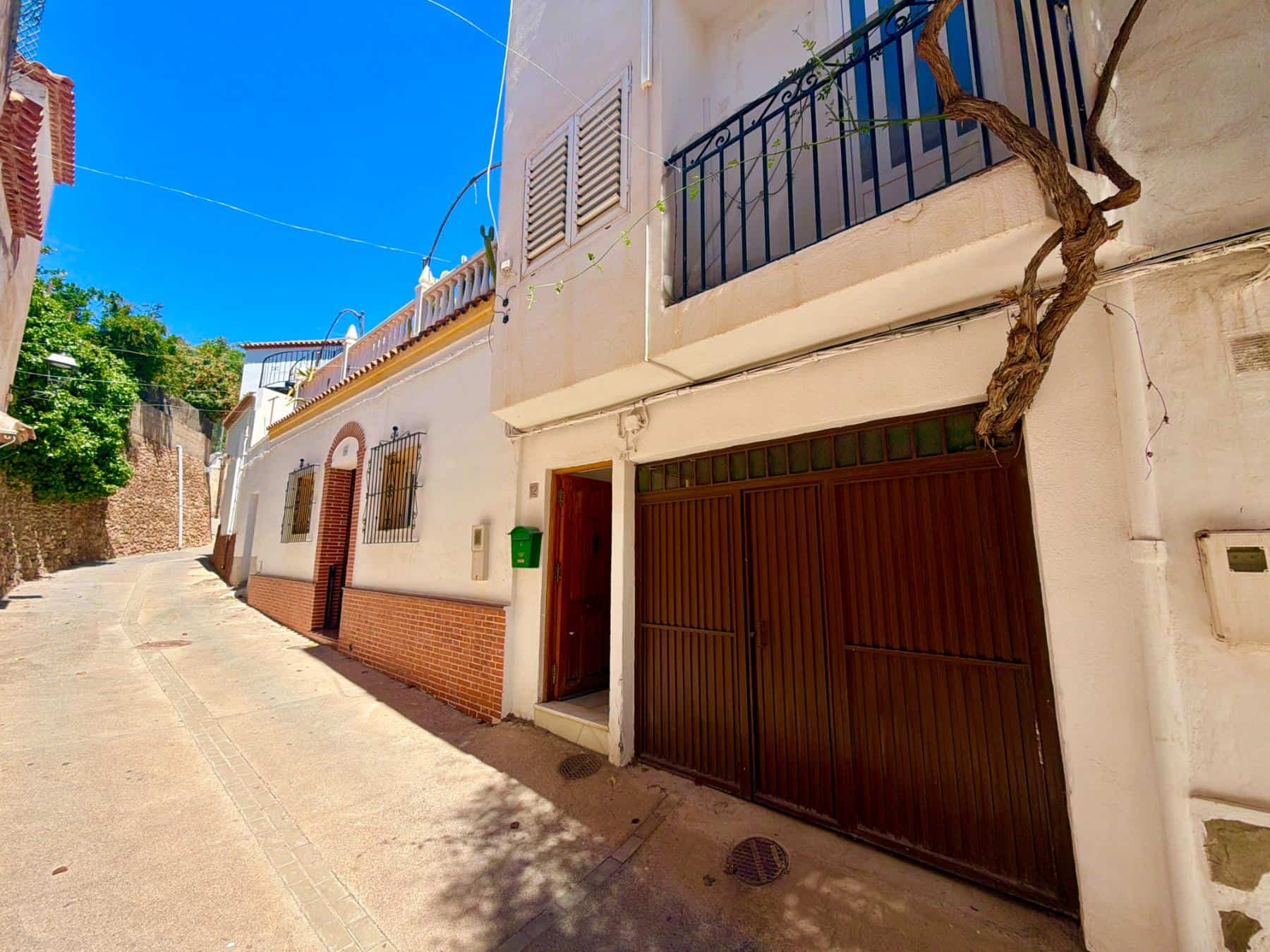 Village House for Sale in Canjáyar with Garage and Terrace (5) Village House for Sale in Canjáyar with Garage and Terrace (5)