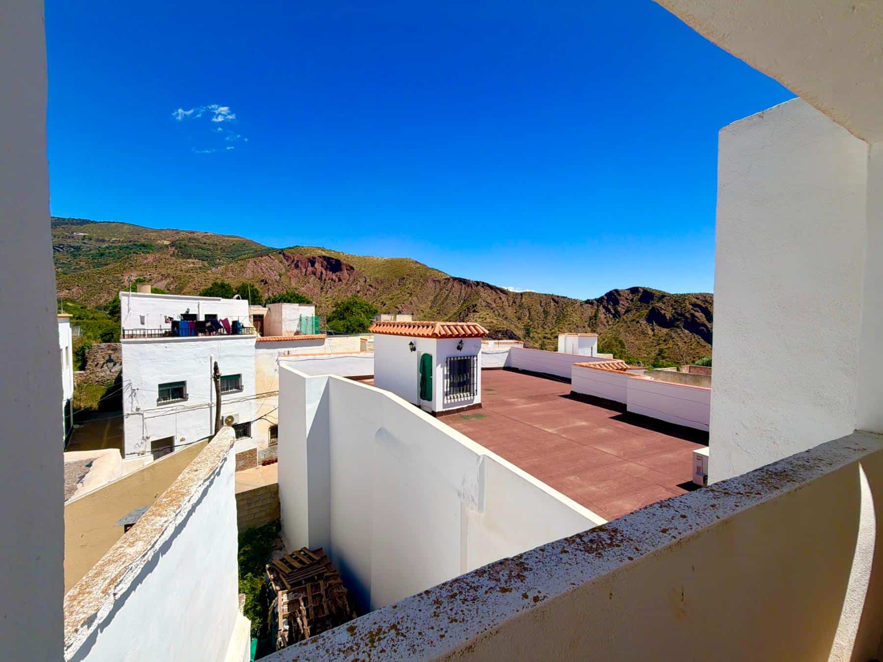 Village House for Sale in Canjáyar with Garage and Terrace (59) Village House for Sale in Canjáyar with Garage and Terrace (59)