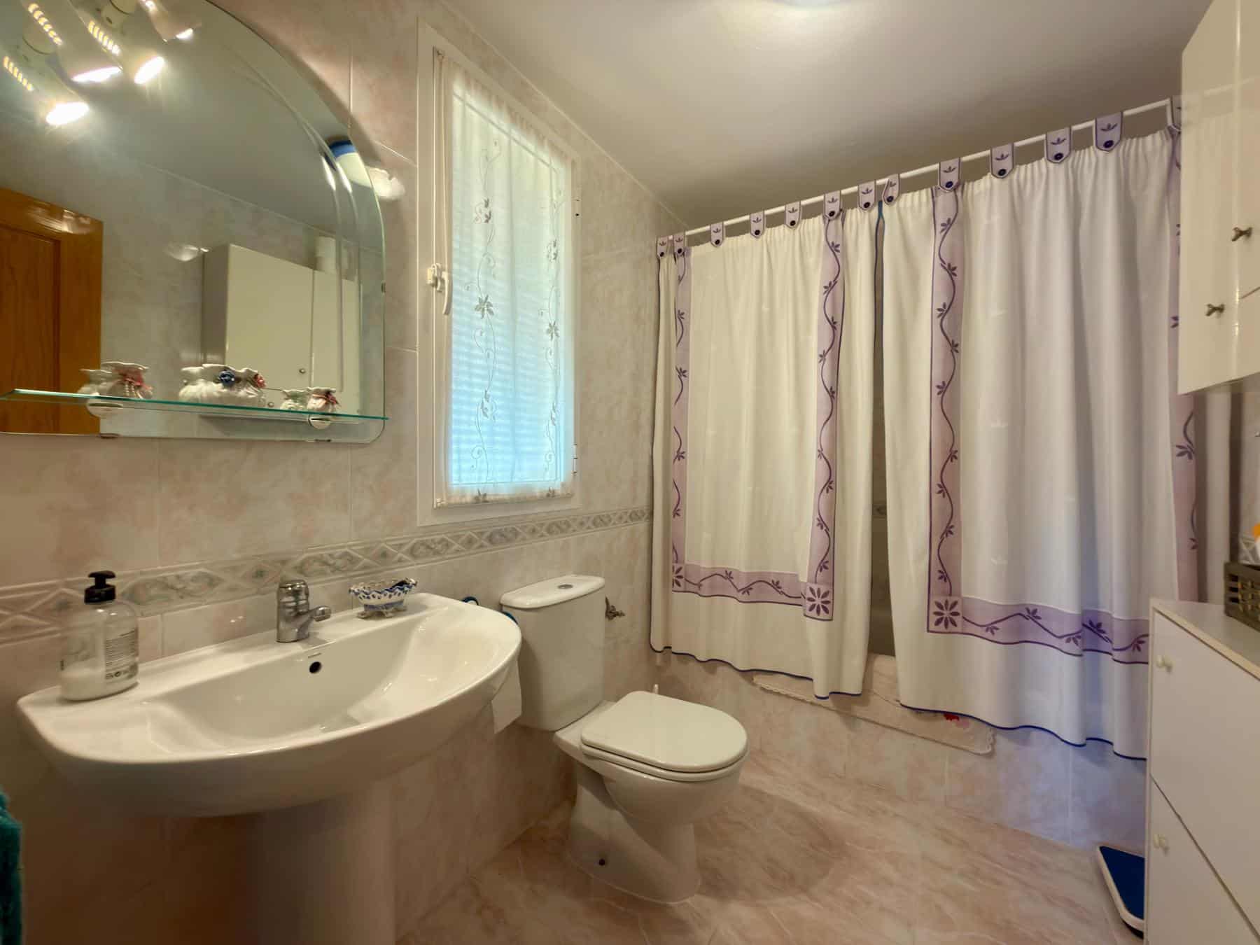 3 Bedroom House for Sale Near Villaricos and Palomares (14) 3 Bedroom House for Sale Near Villaricos and Palomares (14)