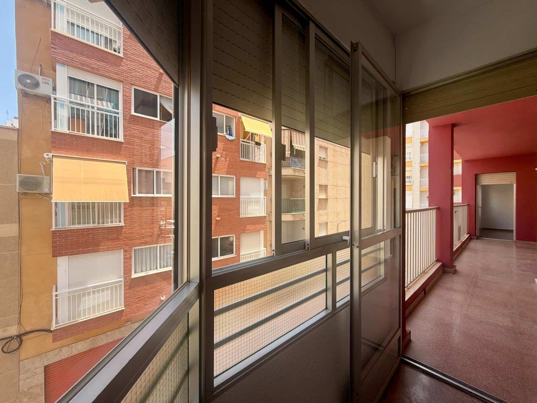 4 Bedroom Apartment in Central Águilas (47) 4 Bedroom Apartment in Central Águilas (47)