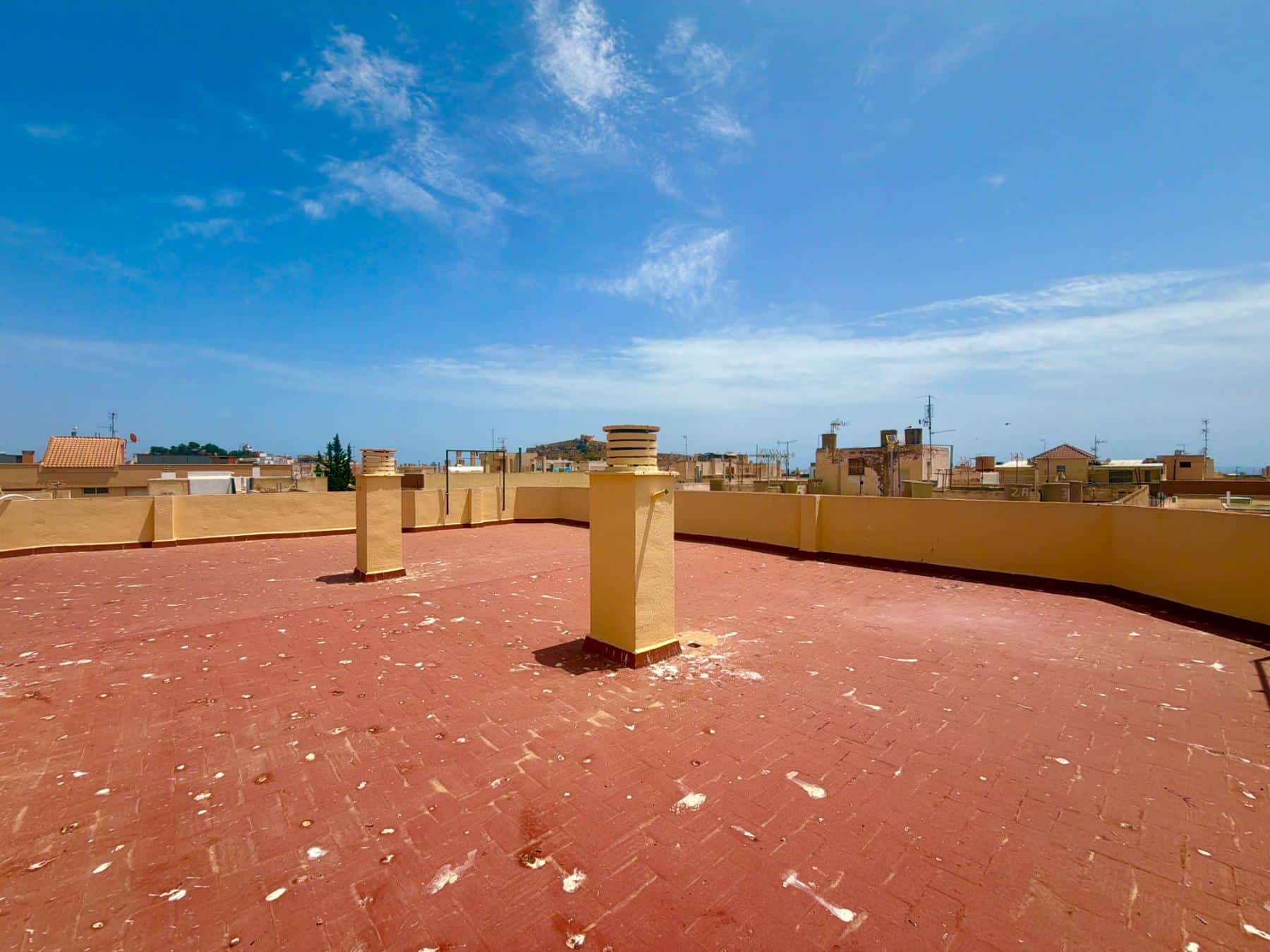 4 Bedroom Apartment in Central Águilas (62) 4 Bedroom Apartment in Central Águilas (62)