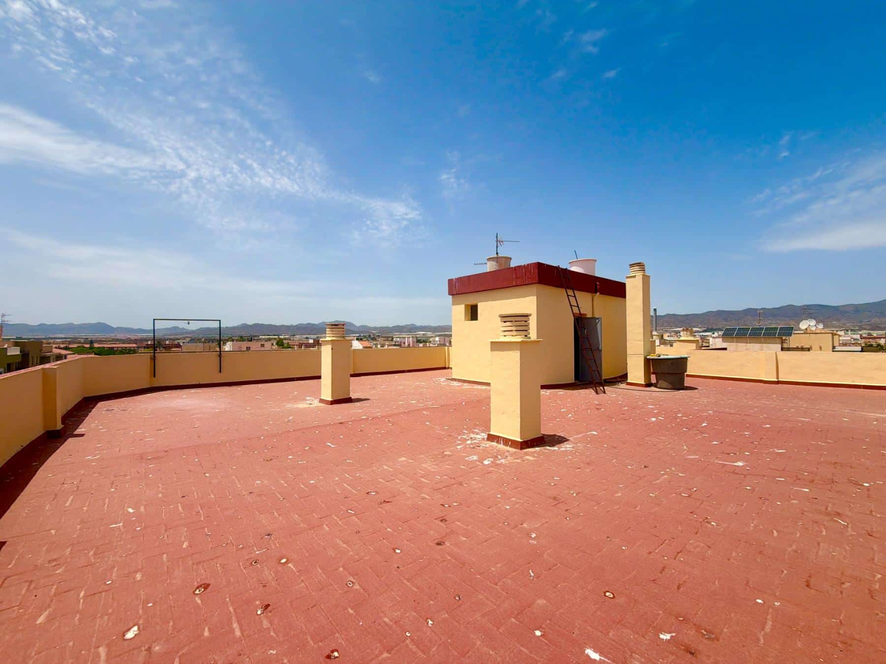 4 Bedroom Apartment in Central Águilas (66) 4 Bedroom Apartment in Central Águilas (66)
